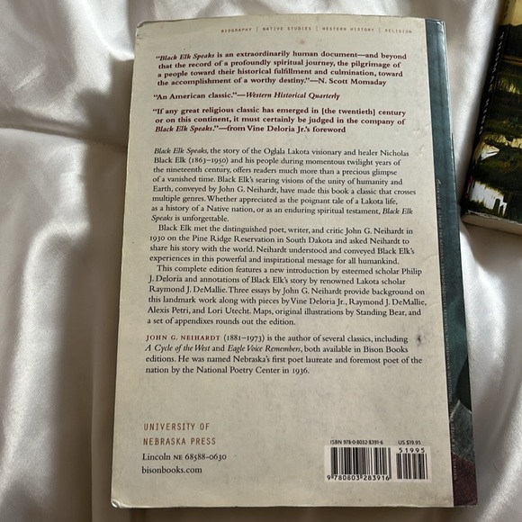 BOOK BUNDLE!! Black Elk Speaks, Medicine River and The Rez Sisters - Picture 3 of 7